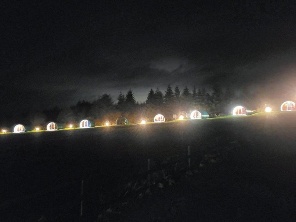 Forth Mountain Glamping Ballintlea Екстер'єр фото